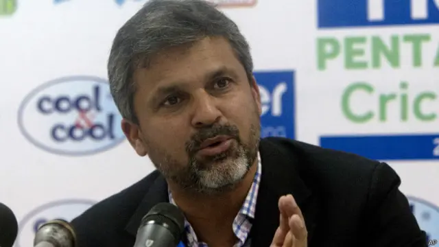  یہ پہلا موقع ہے کہ کرکٹ بورڈ کے کسی آفیشل کو ضابطہ اخلاق کی خلاف ورزی پر دورے کے درمیان میں وطن واپس بلایا گیا ہو