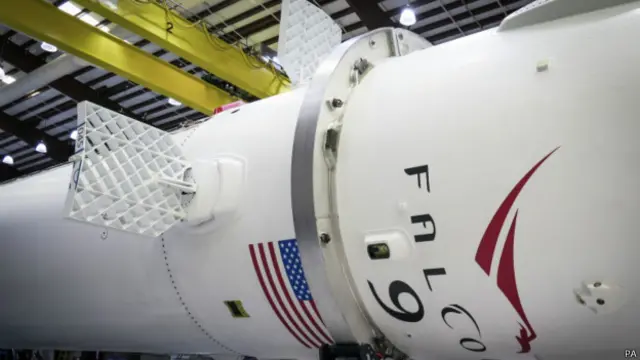 بدنه موشک فالکون ۹