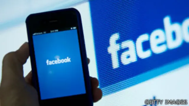 सितंबर के अंत तक दुनियाभर में सवा कर यूजर्स थे.