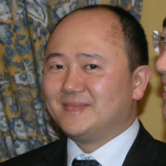 巴黎市議員陳文雄。