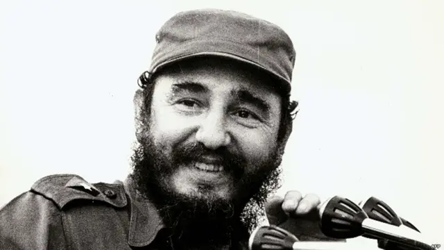 فیدل کاسترو پس از انقلاب کوبا سه دهه رئیس جمهور این کشور بود