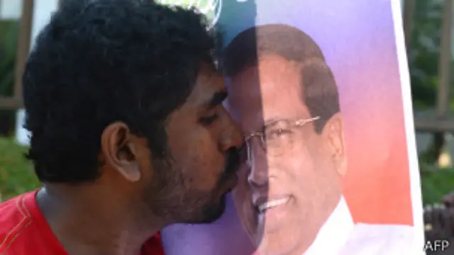 maithripala_sirisena_supporter