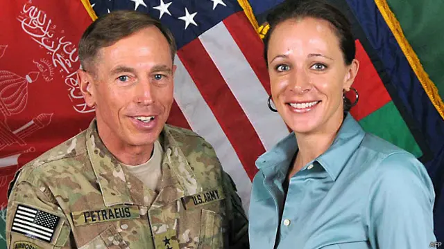 डेविड पैट्रियस और पॉला ब्रॉडवेल