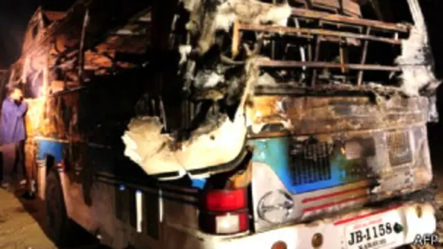 पाकिस्तान बस दर्घटना