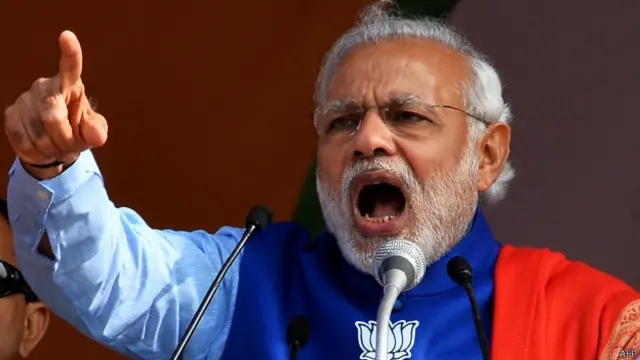 नरेंद्र मोदी