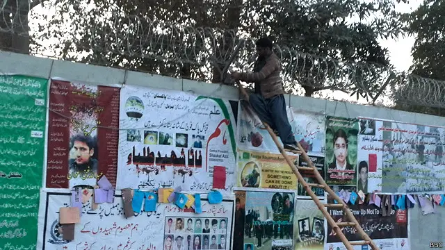 ’میرا بھتیجا چھٹی جماعت میں زیر تعلیم ہے۔ مجھے بتایا گیا ہے کہ کیمرے اور حفاظتی باڑ لگائی گئی ہے اور دیواریں اونچی کردی گئی ہی‘