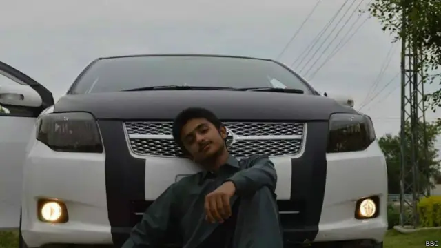 आमिश, पेशावर स्कूल हमले का शिकार छात्र