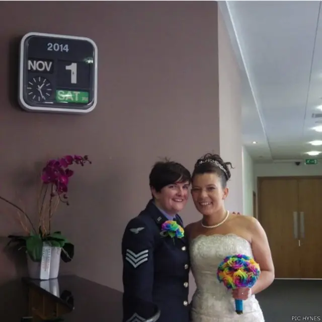 समथिंग न्यू, पीक हेंस