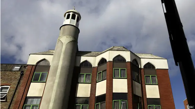 Мечеть в Финсбери-парке 