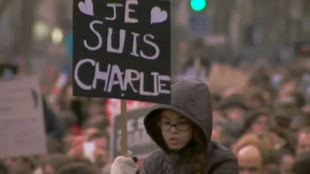 شارك ملايين الأشخاص في مسيرات تضامنا مع مجلة شارلي إبدو في أنحاء فرنسا