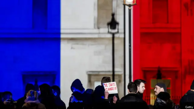 La inteligencia francesa conocía de antes a los autores de la masacre.