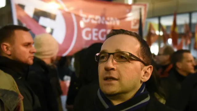 Минист юстиции Германии Хейко Маас принимал участие в демонстрации в Берлине 5 января