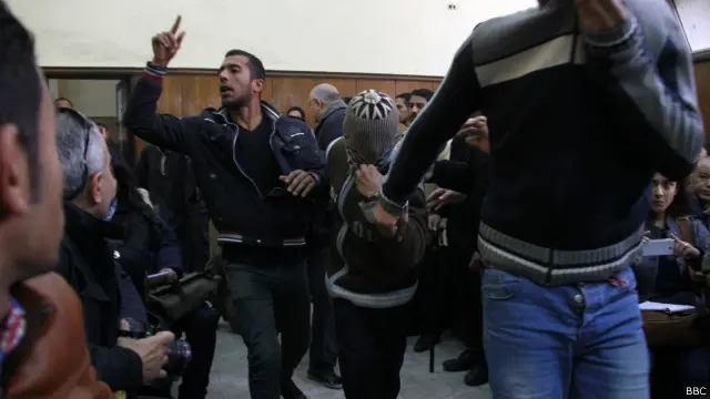 تقارير الطب الشرعي قد أثبتت أن المتهمين لم يثبت عليهم جسديا ممارسة المثلية الجنسية.