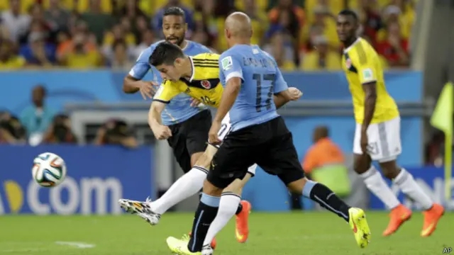 El gol de James fue el primero de Colombia en el 2-0 de octavos de final contra Uruguay, en el minuto 28.