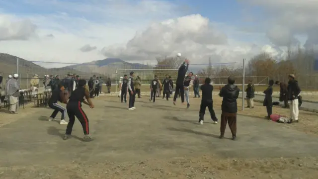 چارواکي وايي په وردګو کې د لويو وړو ٣٦ لوبغاليو د جوړولو نيت لري