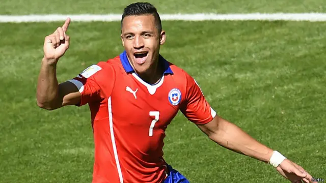 Sánchez llegó al Arsenal después de pasar tres temporadas en el Barcelona y haber brillado con Chile en el Mundial de Brasil.
