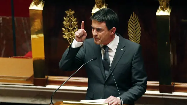 مانوئل وال:‌ ما با جهادی گری و تروریسم در جنگیم.... اما فرانسه با اسلام و مسلمانان در جنگ نیست