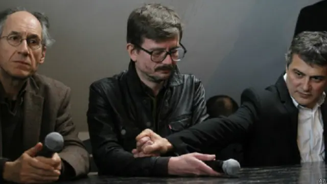 Журналісти