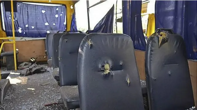 這是輛從沿海城市馬里烏波爾始發運載平民的公共汽車