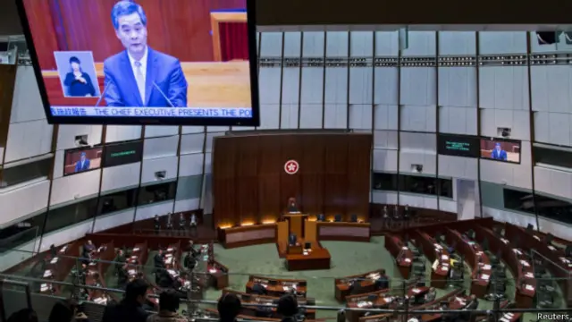 梁振英(14/01/2015)