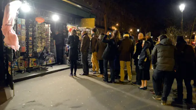 Antrian Charlie Hebdo