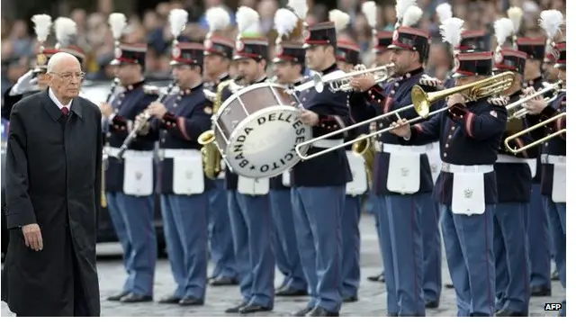 مسٹر ناپولیتانو کی اٹلی کے لیے عوامی خدمت پر تعریف کی گئی ہے