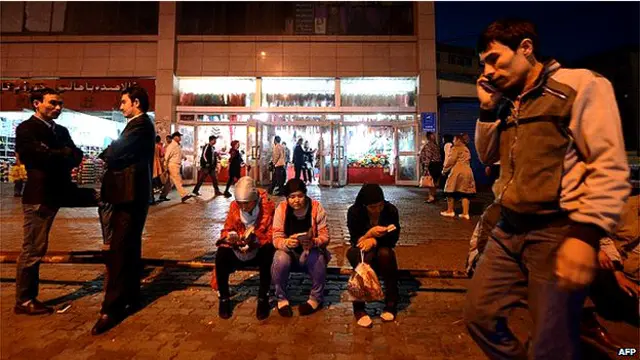 许多维吾尔人说,他们在中国经常受到歧视,包括找房子、找工作,甚至是申请中国护照。