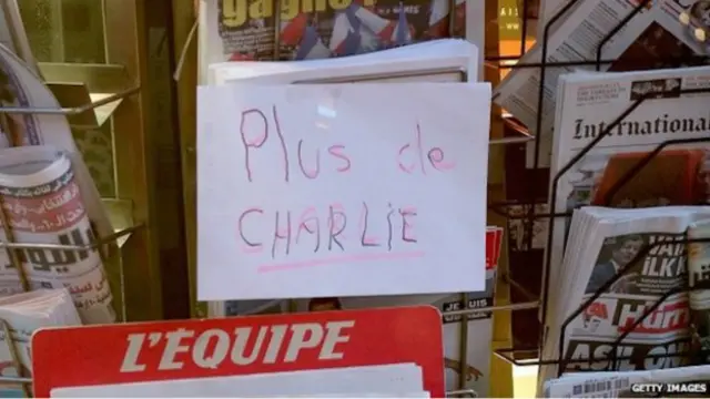 Le dernier numéro de Charlie Hebdo tiré à un million d’exemplaires mercredi en France, a été épuisé en quelques heures