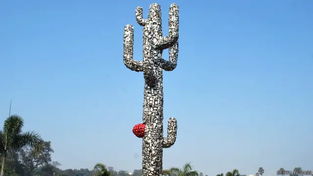 सुबोध गुप्ता की कलाकृति