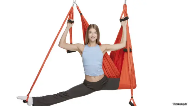 La práctica del yoga aéreo se ha extendido por más de 30 países.