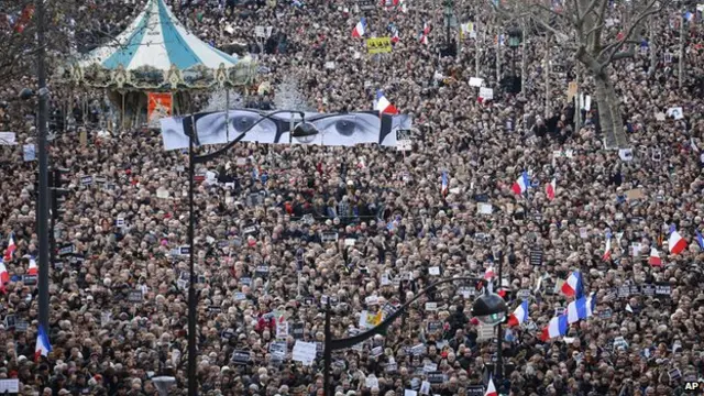 بلندپایهترین مقام آمریکای حاضر در راهپیمایی وحدت فرانسه در روز یکشنبه جِین هارتلی، سفیر ایالات متحده در فرانسه، بود