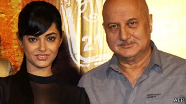 अनुपम खेर