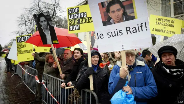 رائف بداوی کو دی جانے والی سزا پر دنیا بھر میں احتجاج کیا گیا 