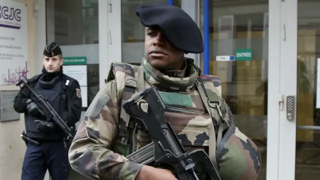 Personel keamanan dikerahkan 