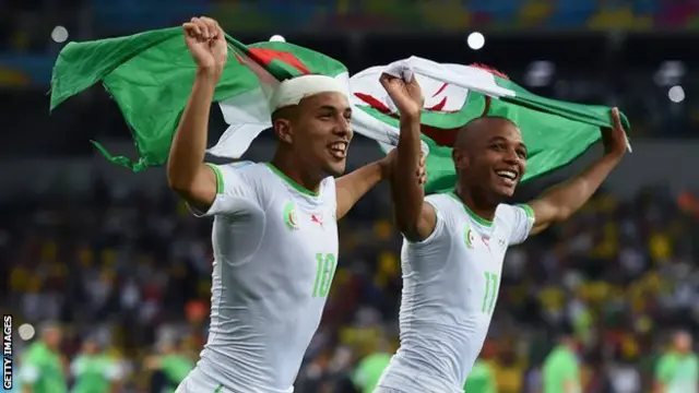 Playmaker Aljazair, Yacine Brahimi (kanan) merupakan tulang punggung timnas Aljazair yang difavoritkan memenangkan turnamen ini.