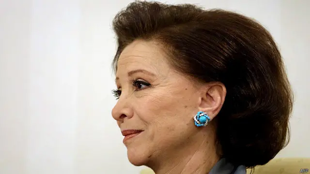 فاتن حمامې په ۲۰۰۰ کال له سینمايي کارونو لاس واخیست