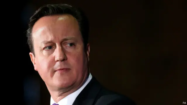 وزیرِ اعظم ڈیوڈ کیمرون نے رودرہیم اور اوکسفورڈشائر میں بچوں کے جنسی استحصال کے سکینڈل پر ایک کانفرنس سے خطاب کے دوران کہا کہ: ’میرا خیال ہے کہ ہمیں ایک قدم پیچھے ہٹ کر اس بات کو سمجھنا چاہیے کہ ہمارے ملک میں جو کچھ ہوا ہے وہ کس قدر گھنونا ہے‘