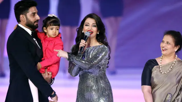 ایشوریہ رائے نے تمل فلم اروور سے اپنے فلمی کریئر کا آغاز کیا تھا