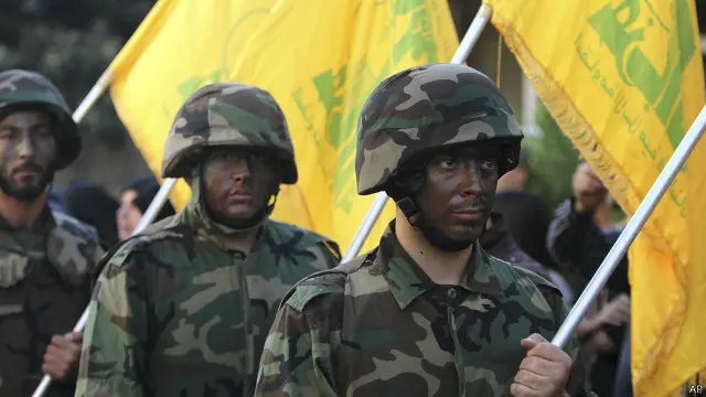 يدعم مقاتلون تابعون لحزب الله الرئيس السوري بشار الأسد في مواجهة المعارضة المسلحة.