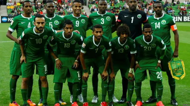 Бу ўйин "В" гуруҳидан иккинчи чорак финалчининг тақдирини ҳал этарди эмасми, бўлажак учрашуволди кайфият ҳам шунга яраша эди.