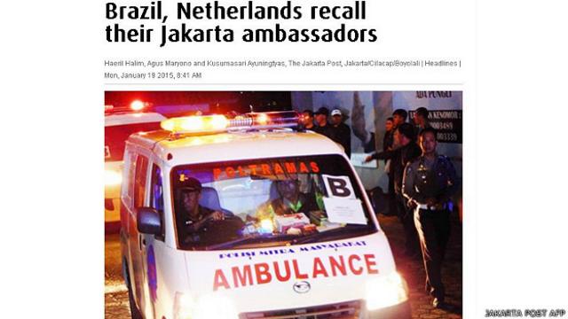 Foto do Jakarta Post mostra ambulância que levou brasileiro para execução