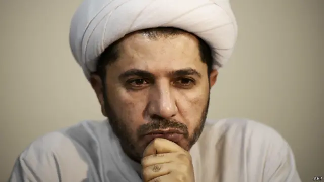 اعتقل الشيخ علي سلمان في الثامن والعشرين من ديسمبر الماضي