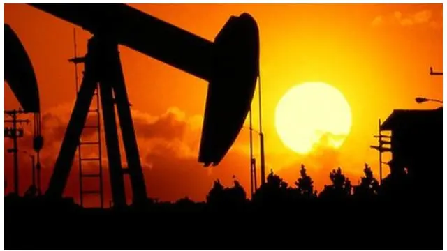 Với dự kiến khoảng 900 tỉ USD dự trữ ngoại hối, Ả rập Saudi có thể cầm cự được trong giai đoạn giá dầu giảm.