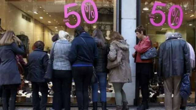 متسوقون في اليورو زون