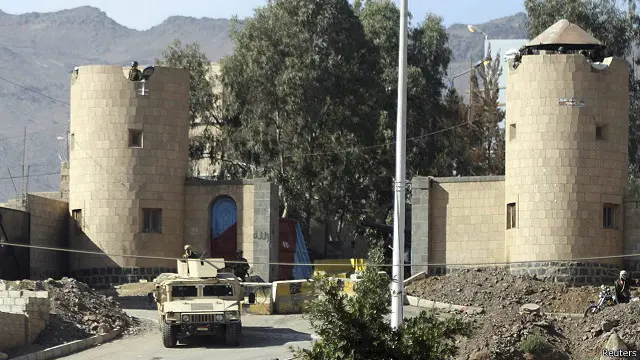 كان مسلحون حوثيون حاصروا القصر الرئاسي ومقر إقامة الرئيس هادي.