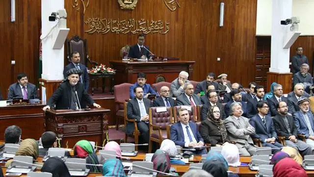 د افغانستان ولسي جرګه وایي د هغو اوو نوماند وزیرانو له ډلې چې دوه ګونی تابعیت لري درې تنه یې له خپل دویم تابیعت څخه نه تیریږي