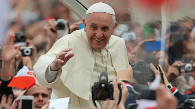 Папа Римский на площади Св. Петра в Ватикане