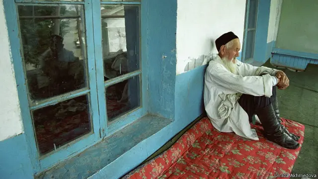 Haqiqiy porno video mast jojalar sikilib