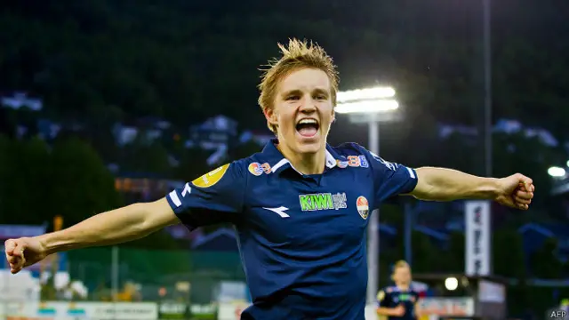 Martin Odegaard telah mencetak lima gol musim ini di Liga Utama Norwegia.