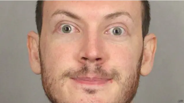 Holmes, de 27 años, era estudiante de neurociencia.